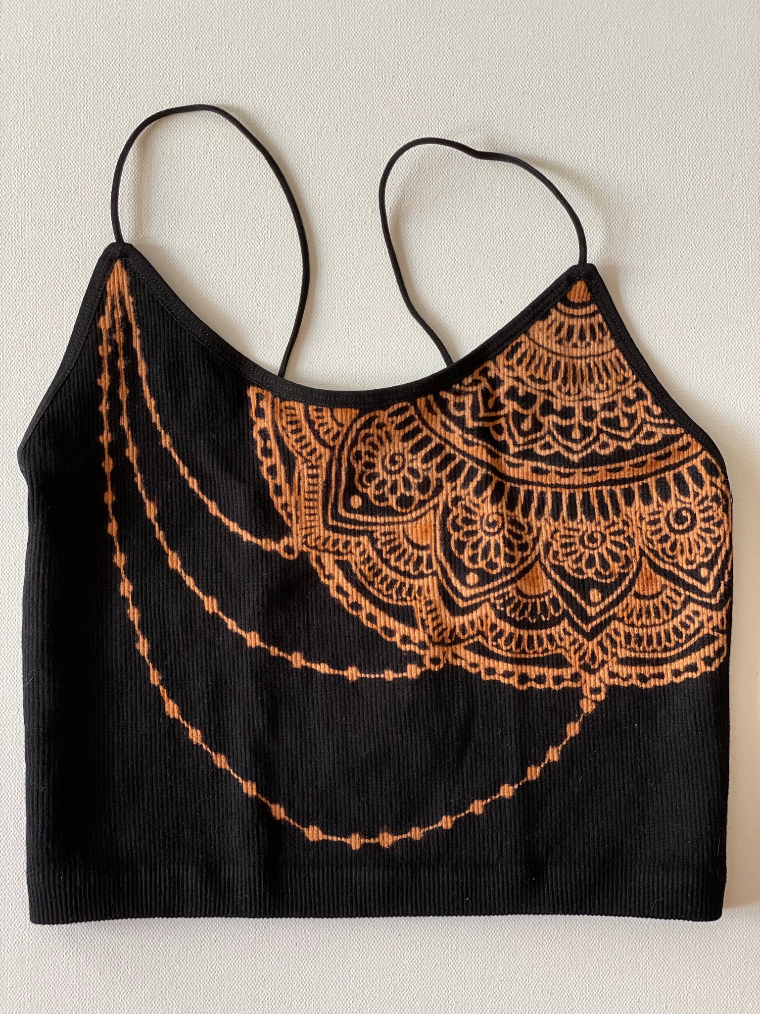 M “Henna” crop knit top